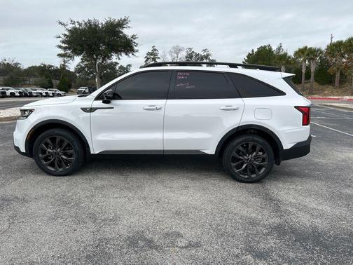 2023 Kia Sorento X-Line EX
