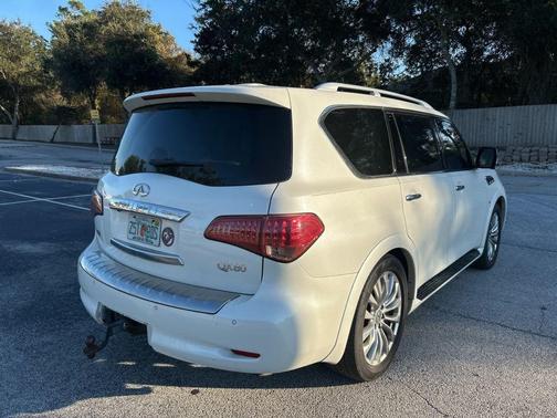2017 INFINITI QX80 Base