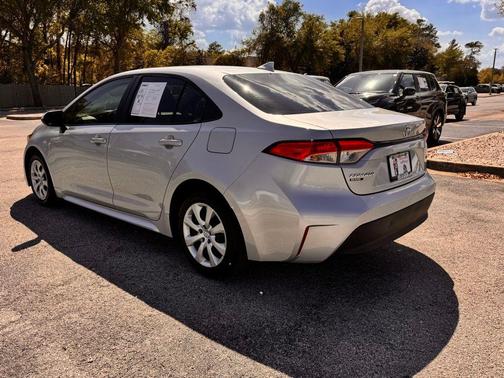 Classic Silver Metallic 2025 Toyota Corolla LE