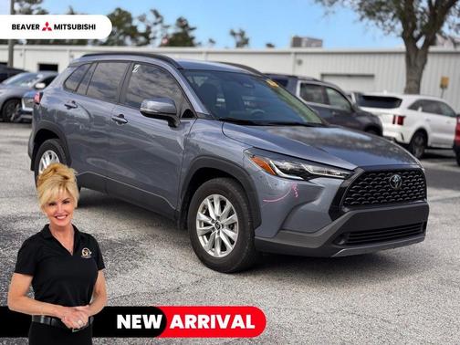 CELESTITE 2024 Toyota Corolla Cross LE