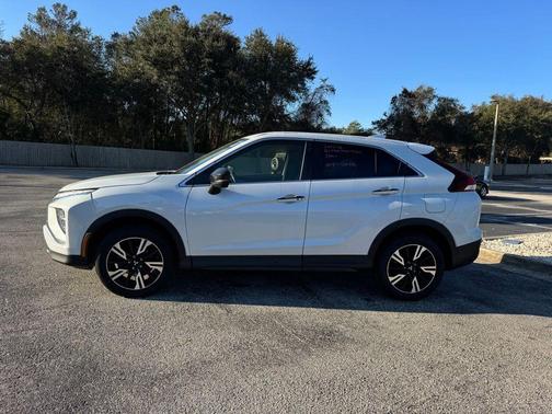 2023 Mitsubishi Eclipse Cross SE