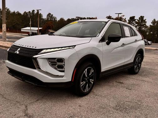 2023 Mitsubishi Eclipse Cross SE