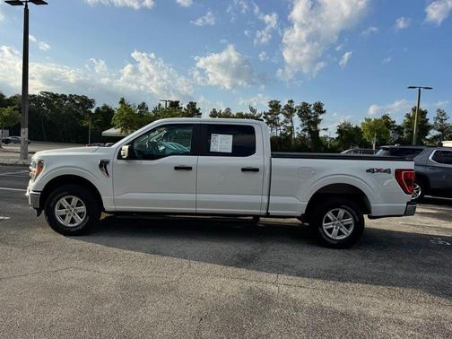 Oxford White 2021 Ford F-150 XLT
