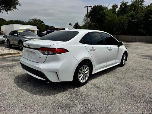 White 2022 Toyota Corolla LE