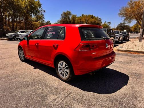 2016 Volkswagen Golf TSI S 4-Door