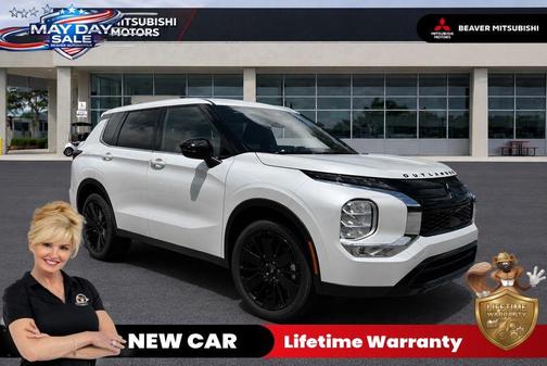 White Diamond 2026 Mitsubishi Outlander LE