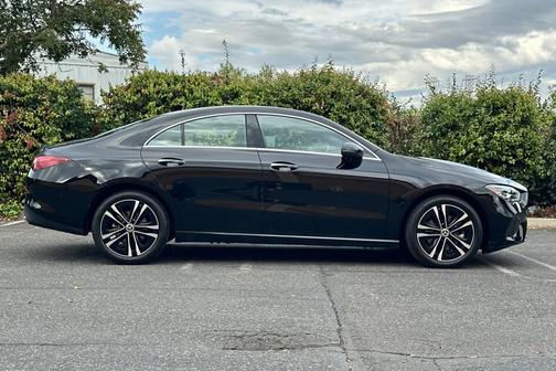 2025 Mercedes-Benz CLA 250 