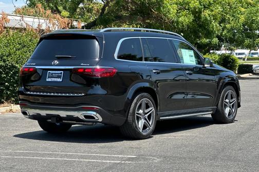 2025 Mercedes-Benz GLS 450 