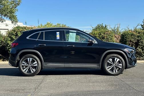 2025 Mercedes-Benz GLA 250 Base