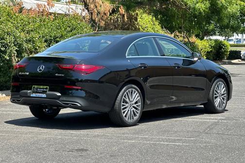 2025 Mercedes-Benz CLA 250 4MATIC
