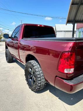 Brilliant Black Crystal Pearlcoat 2017 RAM 1500 Express