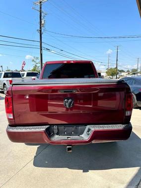 Brilliant Black Crystal Pearlcoat 2017 RAM 1500 Express