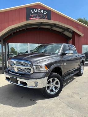 Granite Crystal Metallic Clearcoat 2015 RAM 1500 Laramie