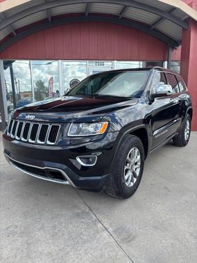 Brilliant Black Crystal Pearlcoat 2015 Jeep Grand Cherokee Limited