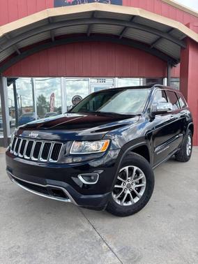 Brilliant Black Crystal Pearlcoat 2015 Jeep Grand Cherokee Limited