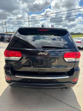 Brilliant Black Crystal Pearlcoat 2015 Jeep Grand Cherokee Limited