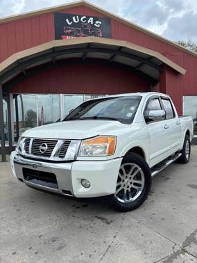 2015 Nissan Titan SL