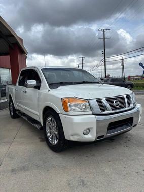 2015 Nissan Titan SL