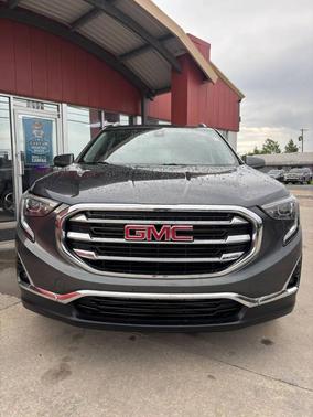Graphite Gray Metallic 2020 GMC Terrain SLT