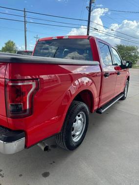 Red 2017 Ford F-150 XLT
