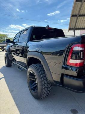 Diamond Black Crystal Pearlcoat 2021 RAM 1500 TRX