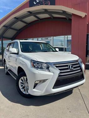 Starfire Pearl 2017 Lexus GX 460 Base