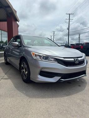 Lunar Silver Metallic 2017 Honda Accord LX