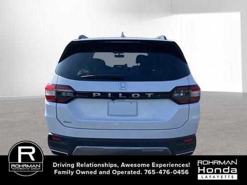 Platinum White Pearl 2026 Honda Pilot EX-L