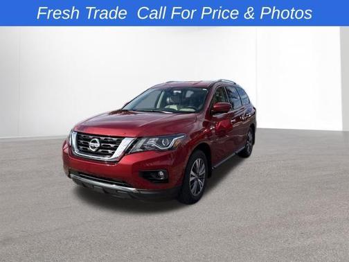 2017 Nissan Pathfinder SL
