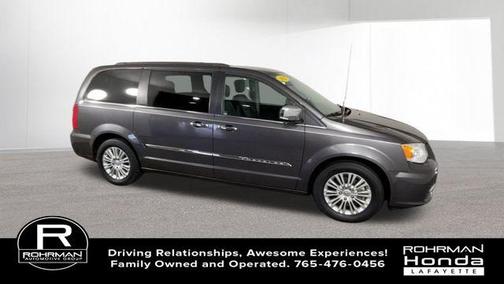 2015 Chrysler Town & Country Touring-L