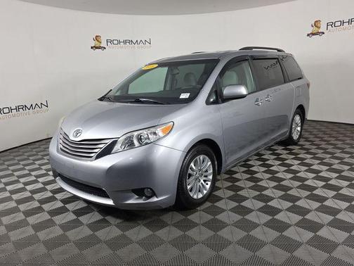 2016 Toyota Sienna XLE