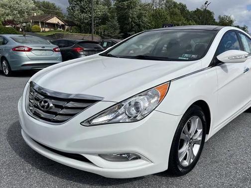 2012 Hyundai SONATA Limited