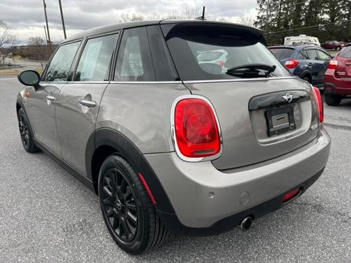 2017 MINI Hardtop Cooper