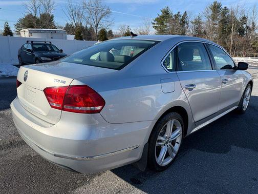 2015 Volkswagen Passat 2.0L TDI DSG SE w/Sunroof