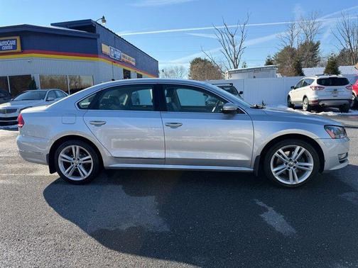 2015 Volkswagen Passat 2.0L TDI DSG SE w/Sunroof