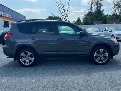 2011 Toyota RAV4 Sport