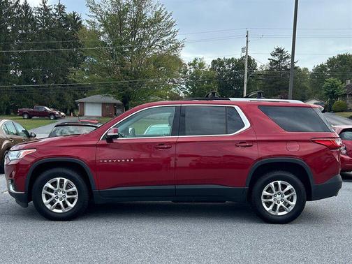 2018 Chevrolet Traverse LT Cloth