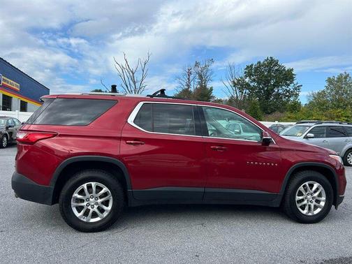 2018 Chevrolet Traverse LT Cloth