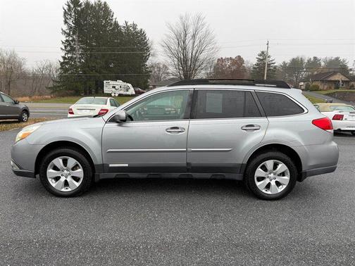 2011 Subaru Outback 3.6 R Limited