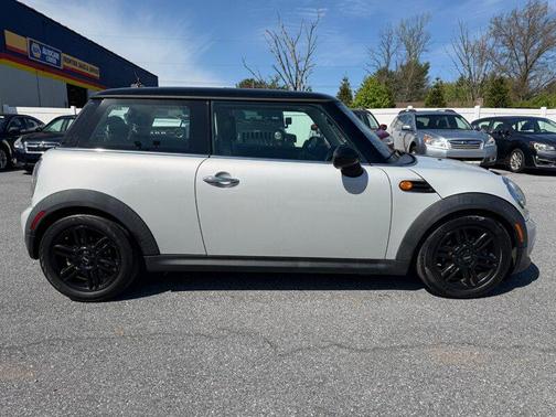 Highclass Gray Metallic 2013 MINI Hardtop Cooper