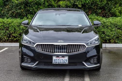 2017 Kia Cadenza SX Limited