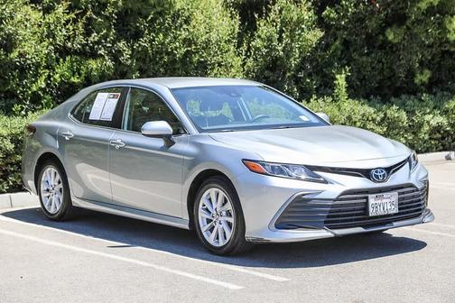 2022 Toyota Camry LE