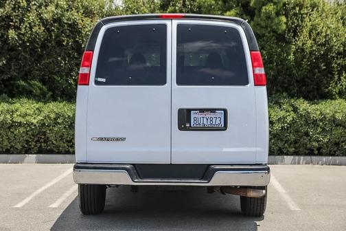 2019 Chevrolet Express 3500 LT