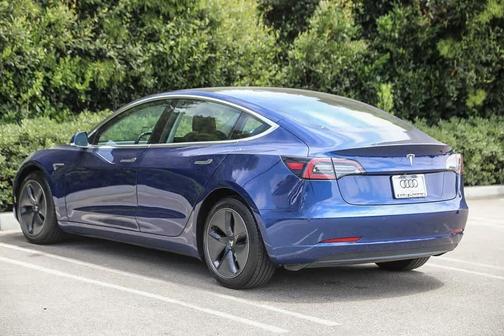 2019 Tesla Model 3 Standard Range Plus
