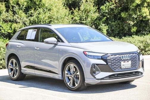 2024 Audi Q4 e-tron 55 quattro Premium