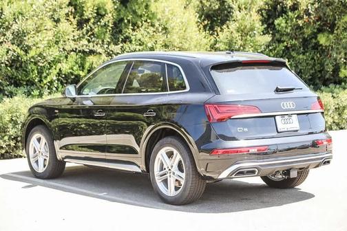 2025 Audi Q5 55 S line quattro Premium