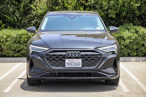 2024 Audi Q8 e-tron Premium
