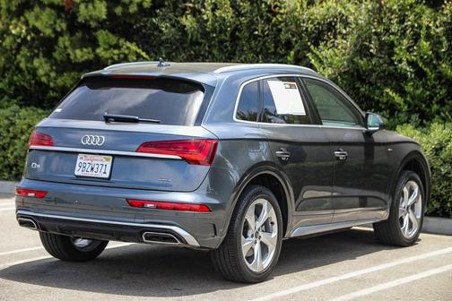 2022 Audi Q5 45 S line Premium Plus