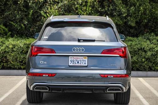 2022 Audi Q5 45 S line Premium Plus