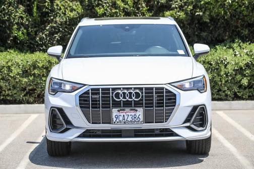 2022 Audi Q3 45 S line Premium